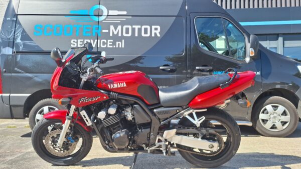 YAMAHA FZS 600 FAZER - Afbeelding 6
