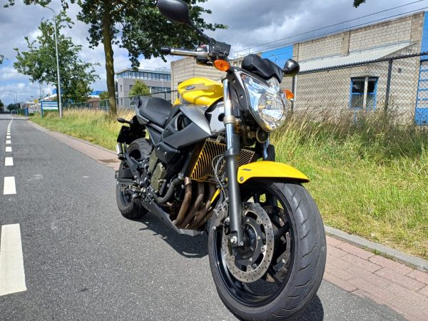 YAMAHA XJ6N - Afbeelding 4