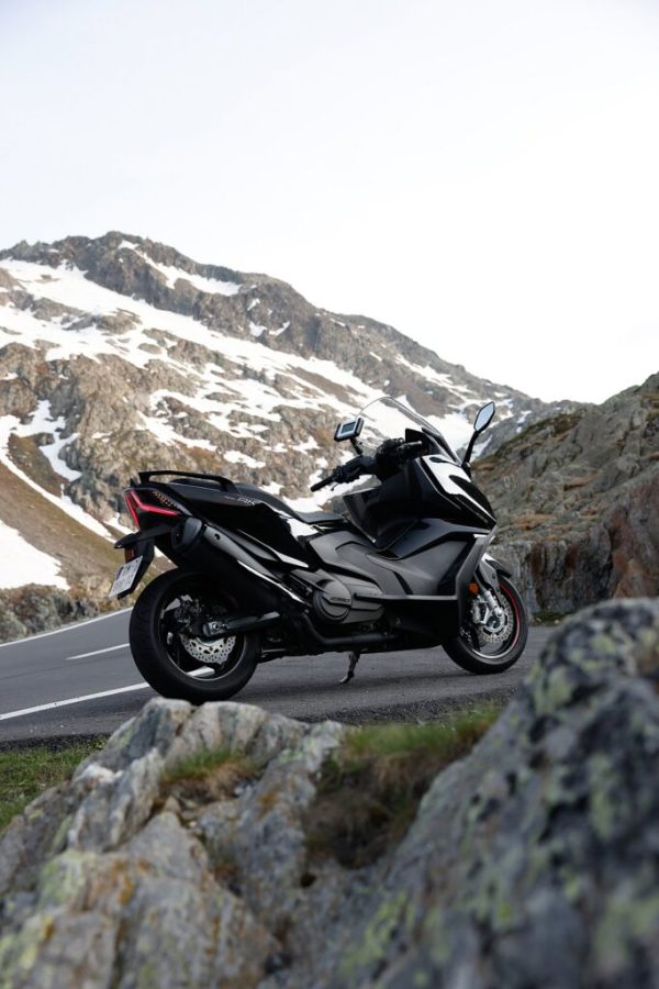 KYMCO AK550i Premium Euro 5 incl. Noodoe AIBS TCS - Afbeelding 4
